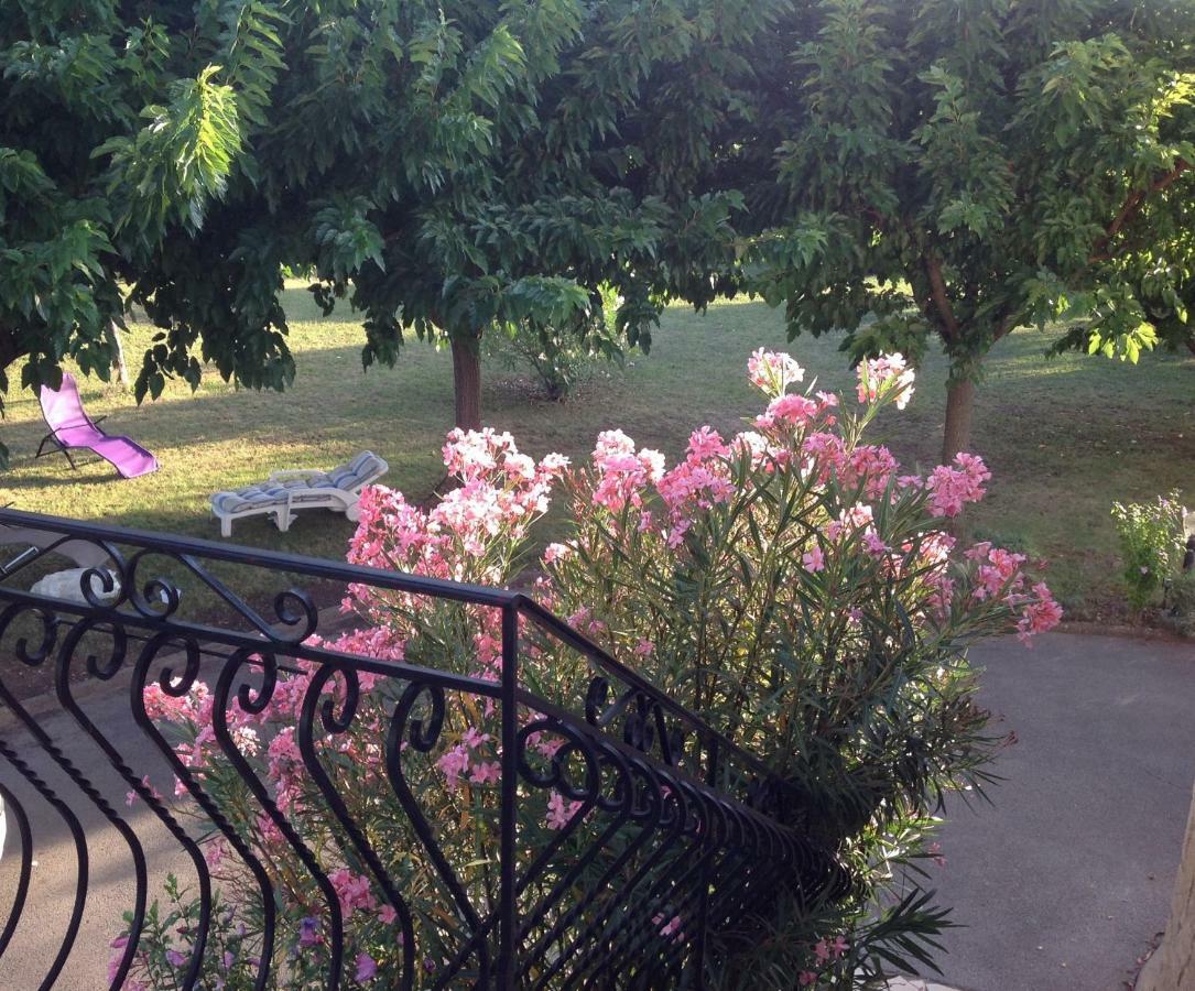 Bed and Breakfast Au Mas Des Graviers Салава Экстерьер фото